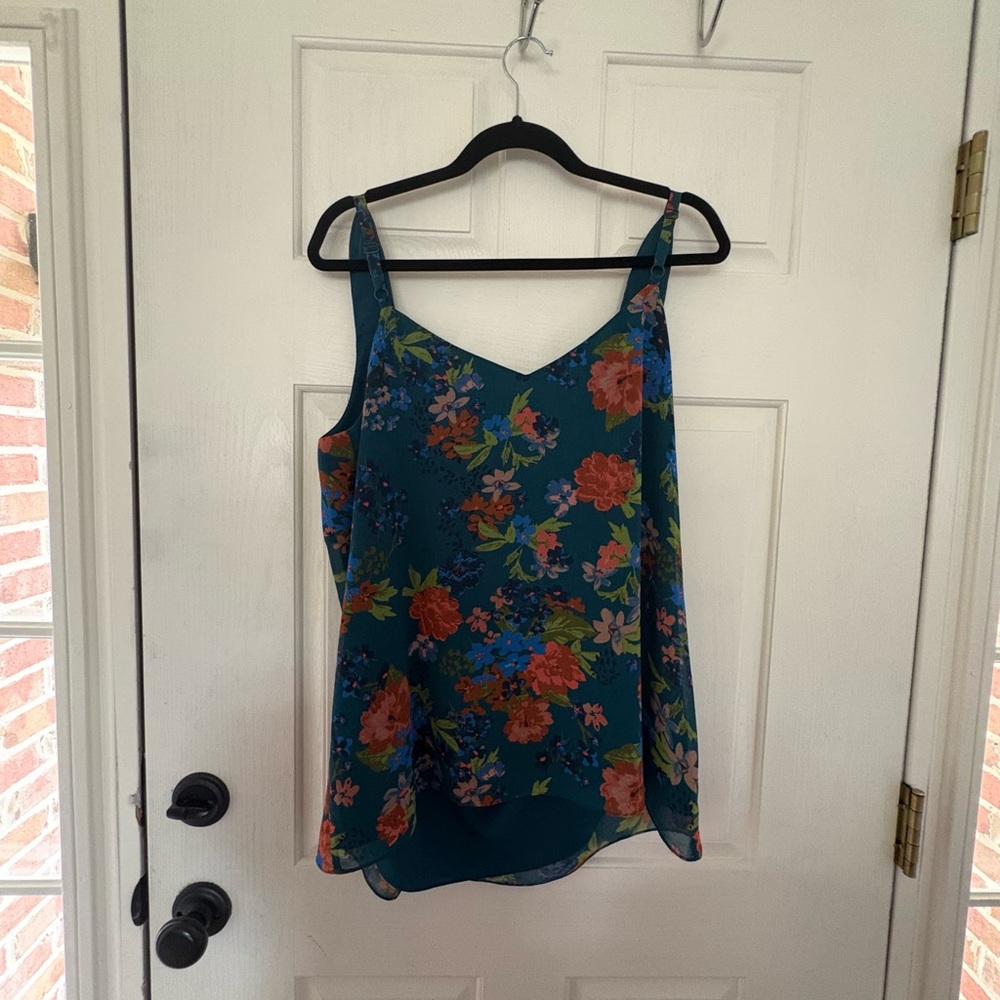CAbi Still life #3449 Blue Floral Camisole Tank Top Size L - Picture 3 of 10